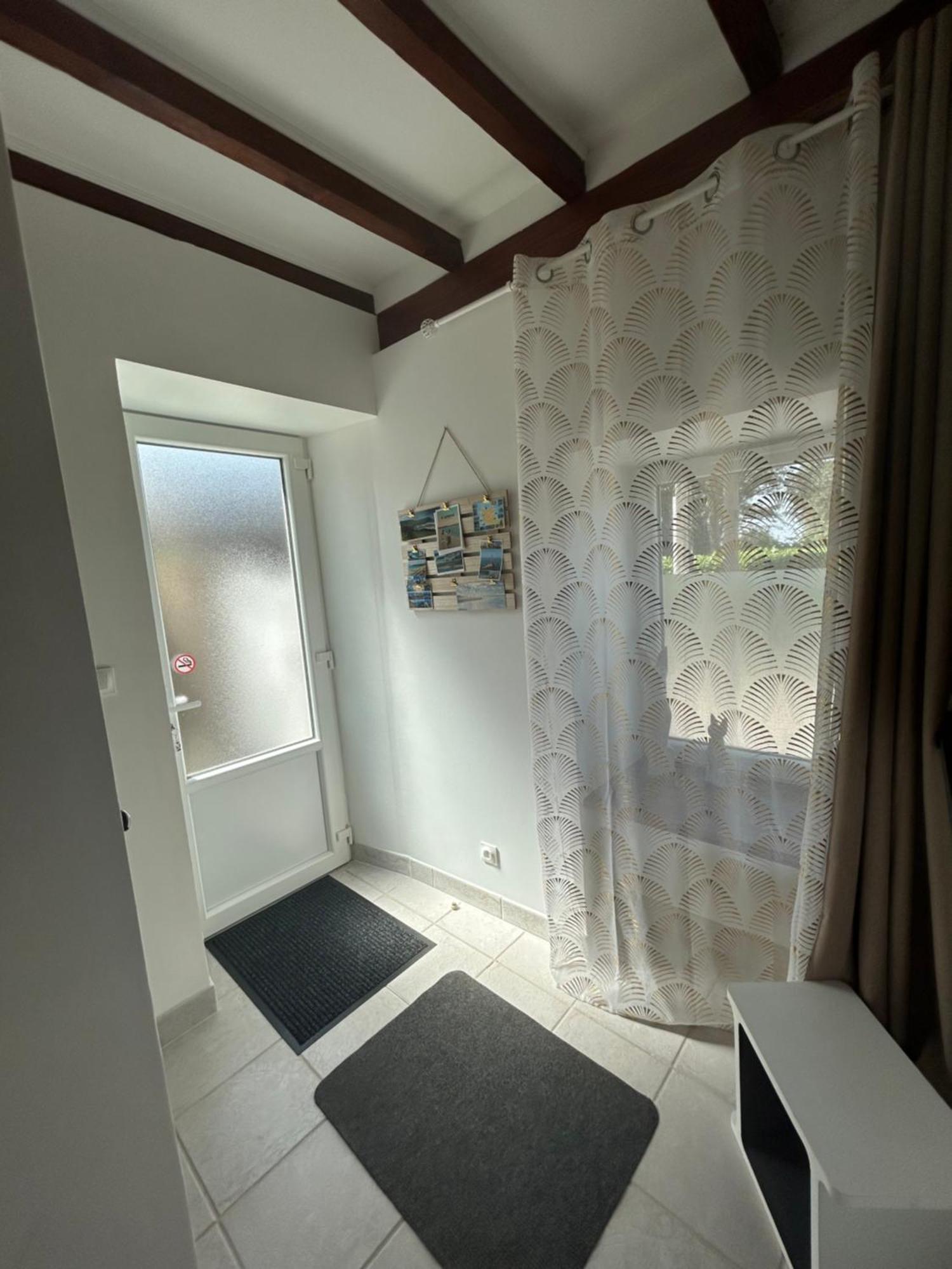 La Maisonnette Les Pieux Exterior foto